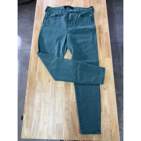 Liverpool Jeans‎ High Rise Ankle Skinny Pants Evergreen Green Size 10/30 - Picture 1 of 9